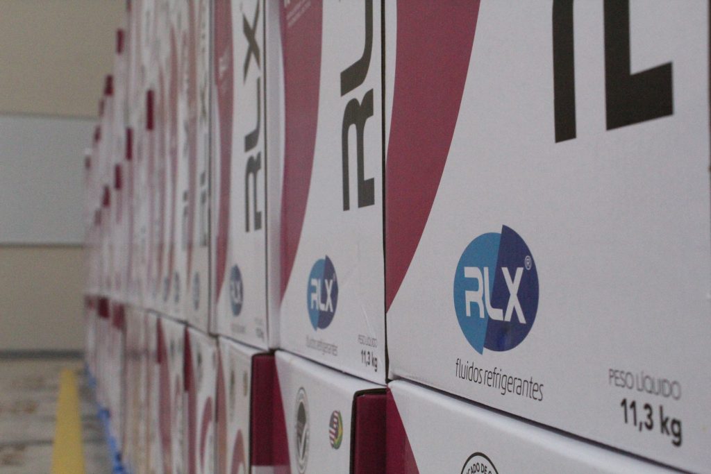 Fábrica da RLX passa a ser pioneira na produção do fluido refrigerante 410 em cilindros no Brasil